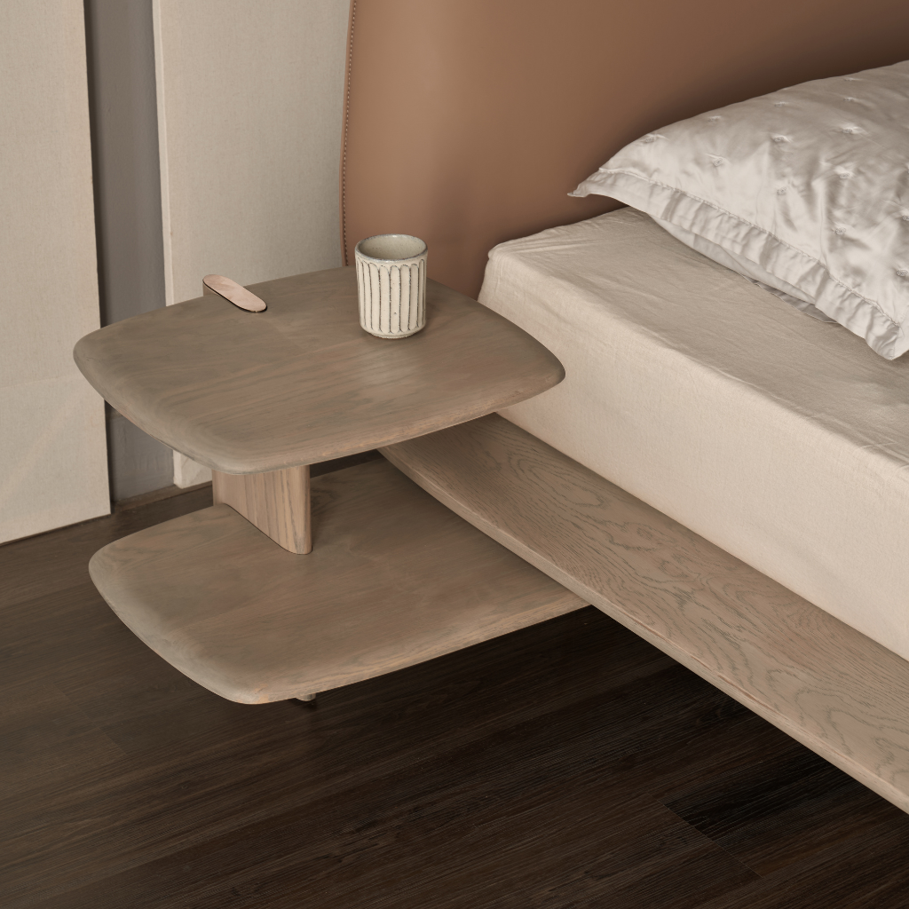 The Kiss Nightstand - Tab đầu giường gỗ sồi phong cách Châu Âu, chất liệu nhập khẩu