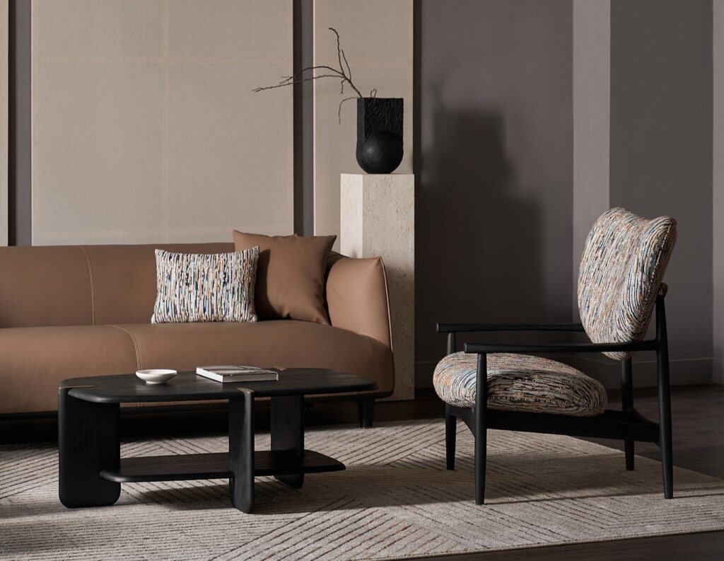 Biến không gian trở thành một triển lãm trưng bày cùng armchair & các thiết kế mang hình khối điêu khắc
