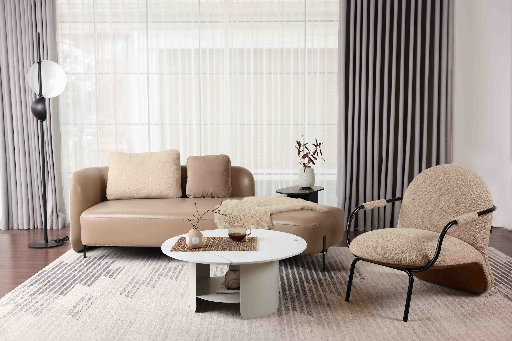 4 cách phối Armchair và Bàn trà nâng tầm tiện nghi cho không gian sống hiện đại